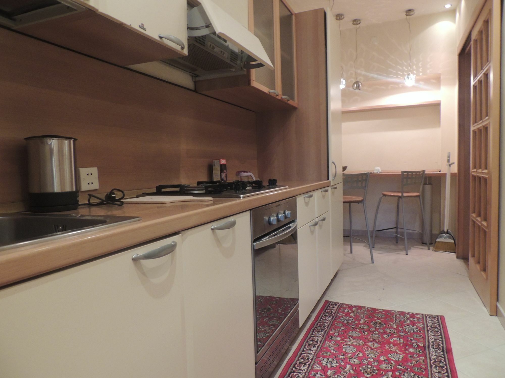 Clock Tower Apartment In Baku Exterior photo